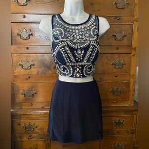 Woman’s 2pc Skirt and Beaded Top Size 3/4 By B. Darlin Néw With Tags